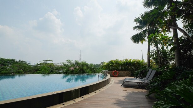Ảnh chưa phân loại, 1 trong số 31 ảnh, nút