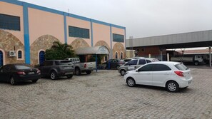 Free self parking - Pousada da Pedra (Delmiro Gouveia)