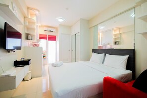 Room - Nice Studio at Green Pramuka Apartment (Jakarta)
