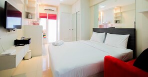 Room - Nice Studio at Green Pramuka Apartment (Jakarta)