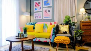 Kamar | Ruang keluarga | TV