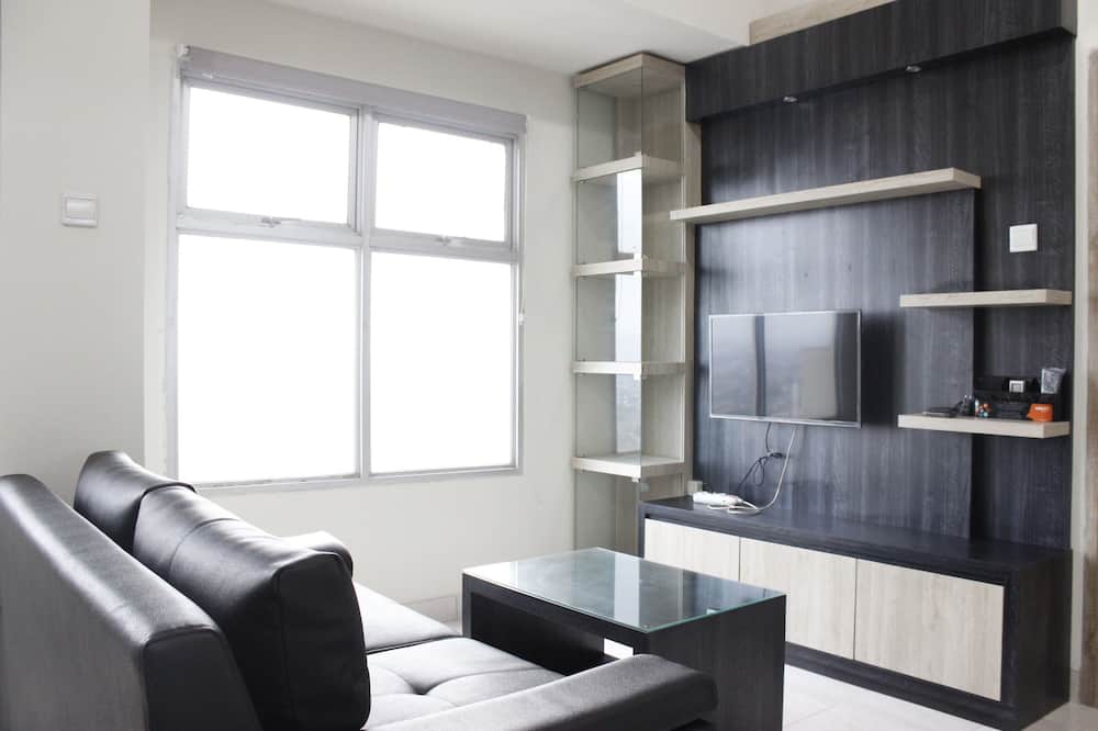 Cozy 2BR Apartment @ Newton Residence