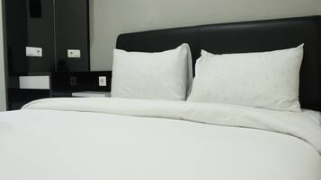 2 bedrooms, desk, free WiFi, bed sheets