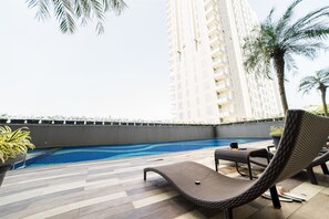Sundeck