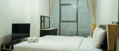 Huone | 2 makuuhuonetta, työpöytä, ilmainen Wi-Fi, vuodevaatteet