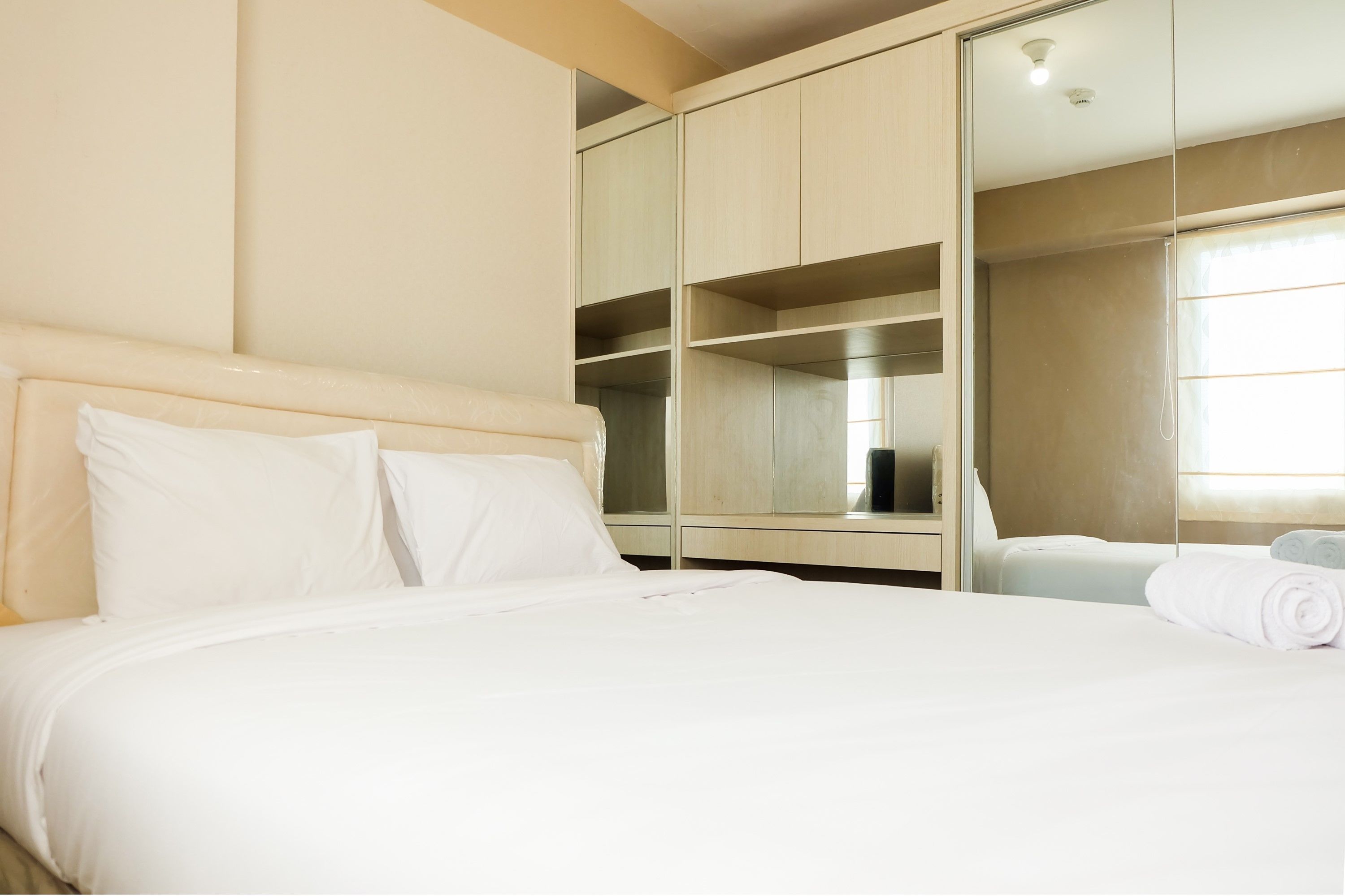 Room | 2 bedrooms, desk, free WiFi, bed sheets