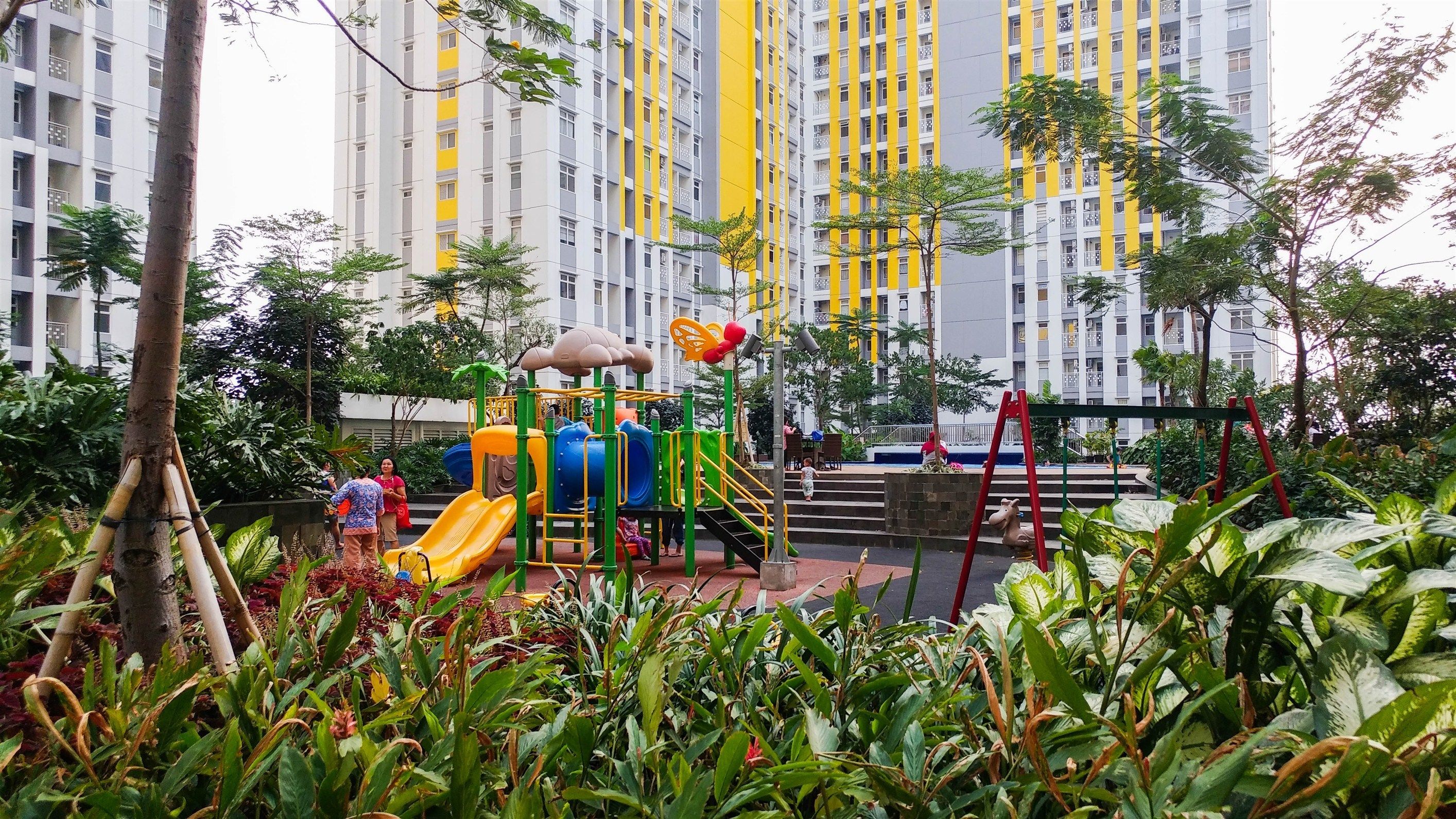 Zona de juegos infantil al aire libre