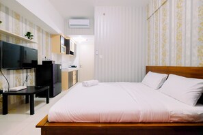 1 bedroom, free WiFi, bed sheets