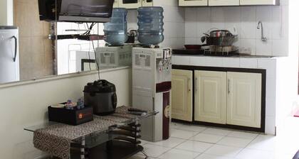 Minimalist 2BR Apartment at Gateway Ahmad Yani
