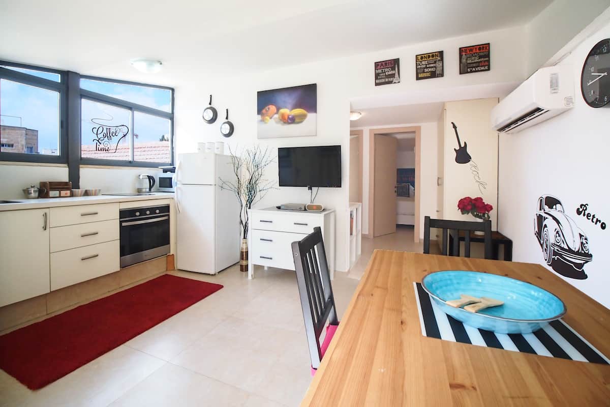 Comfort-Apartment, 2 Schlafzimmer, Balkon | 2 Schlafzimmer, Zimmersafe, laptopgeeigneter Arbeitsplatz