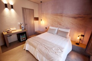 Deluxe Room, Balcony (Valledolmo) | 1 bedroom, minibar, in-room safe, desk
