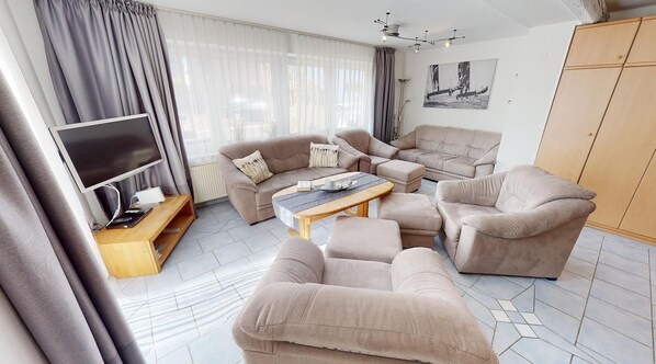 Televisión y estéreo 