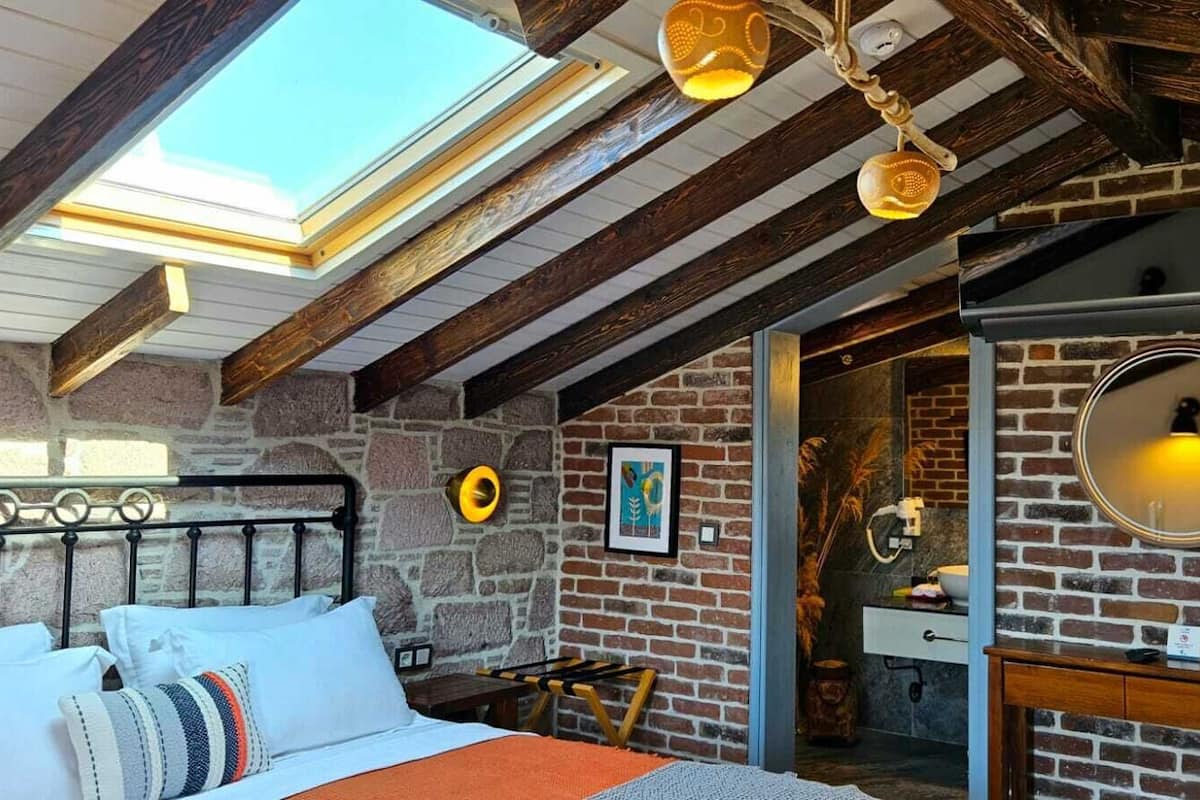 penthouse | 1 bedroom, premium bedding, free minibar items, in-room safe