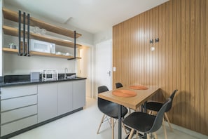 Apartamento standard | Cozinha privada | Chaleira elétrica