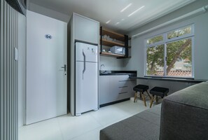 Apartamento 04 | مطبخ خاص | غلّاية كهربائية