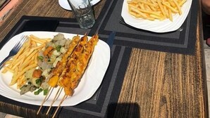 Restaurant - Wassay Beach (Sidi Ouassay)