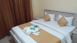 Superior Studio, 1 King Bed