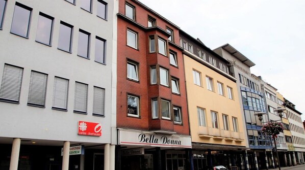 Front of property - Ferienwohnung Maye Oberhausen (Oberhausen)