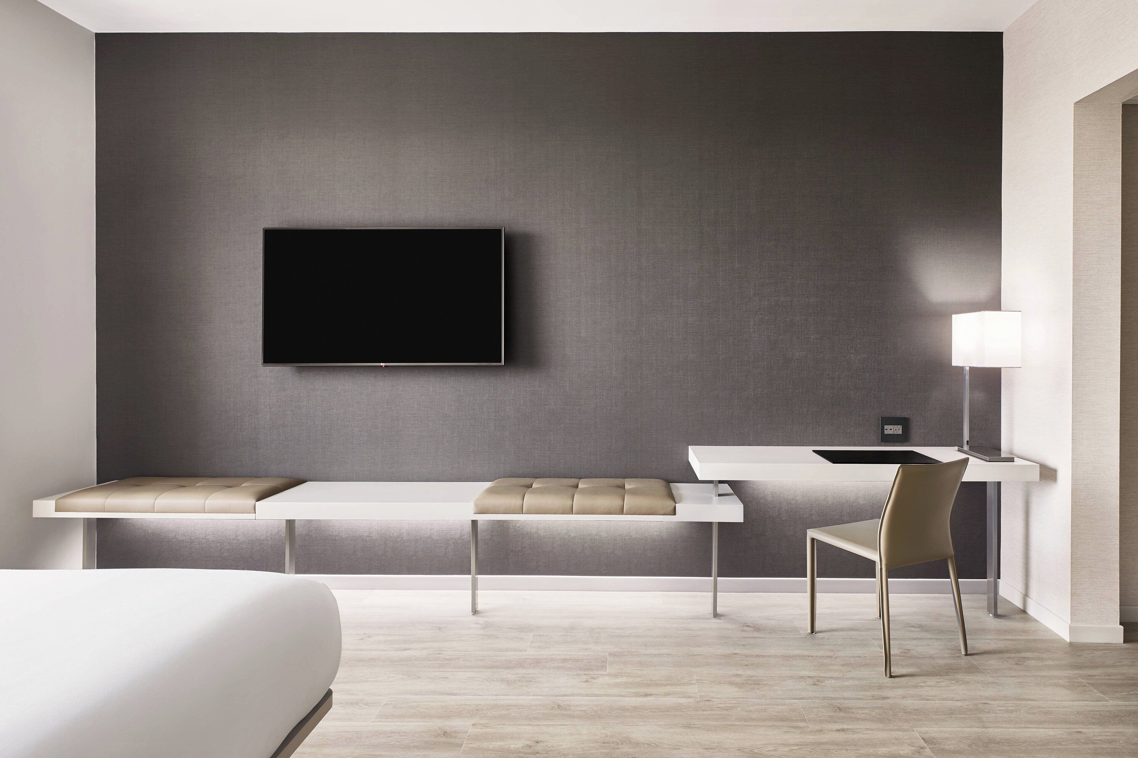 1 bedroom, in-room safe, desk, laptop workspace