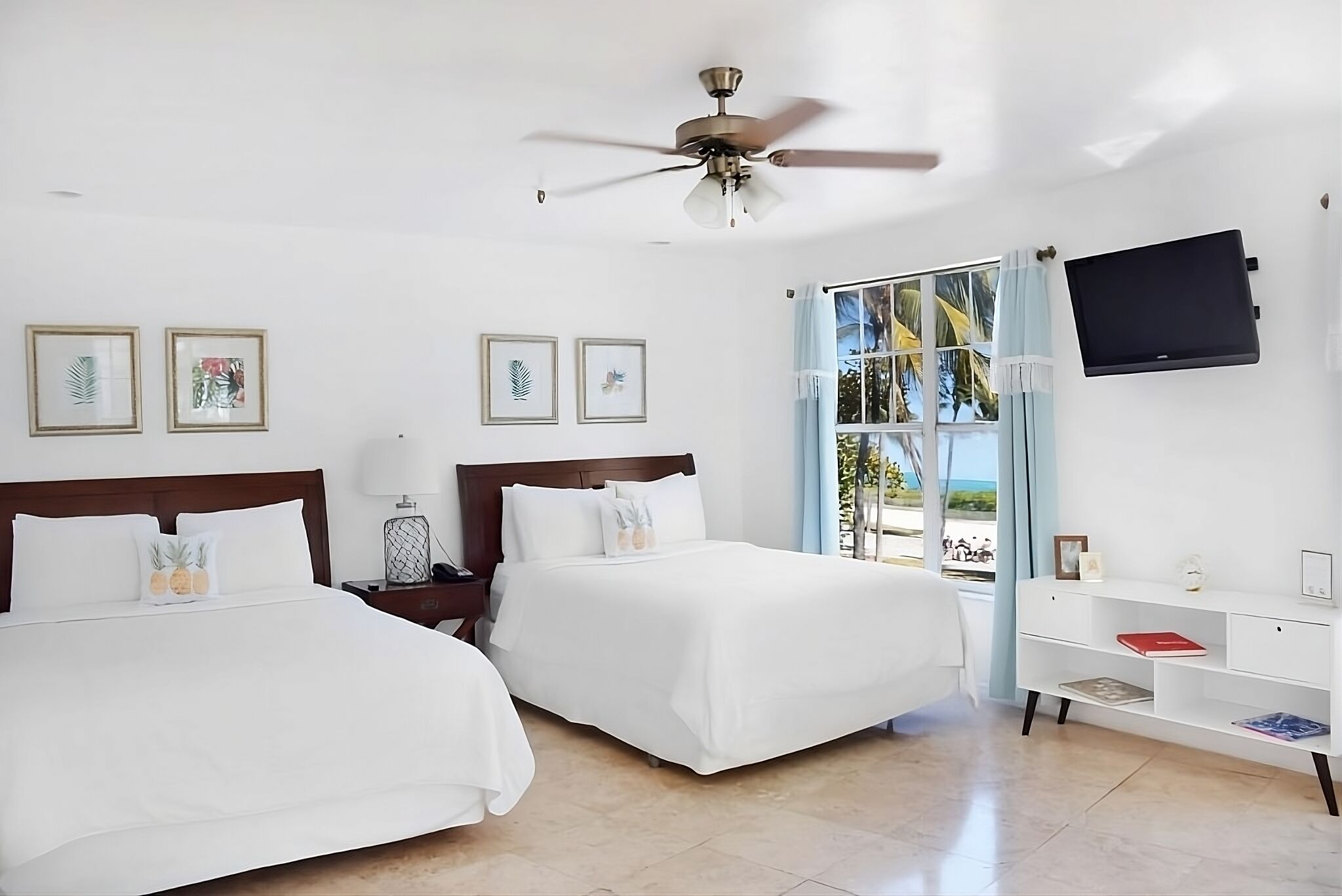 South Florida Escape! Walk to Versace Mansion and Lummus Park