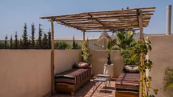 Villa privée, 5 chambres, piscine chauffée (en option) | Terraço/pátio