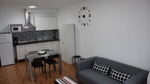 Flat-screen TV - Quintana Rooms (Aguimes)