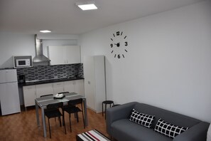 Flat-screen TV - Quintana Rooms (Aguimes)