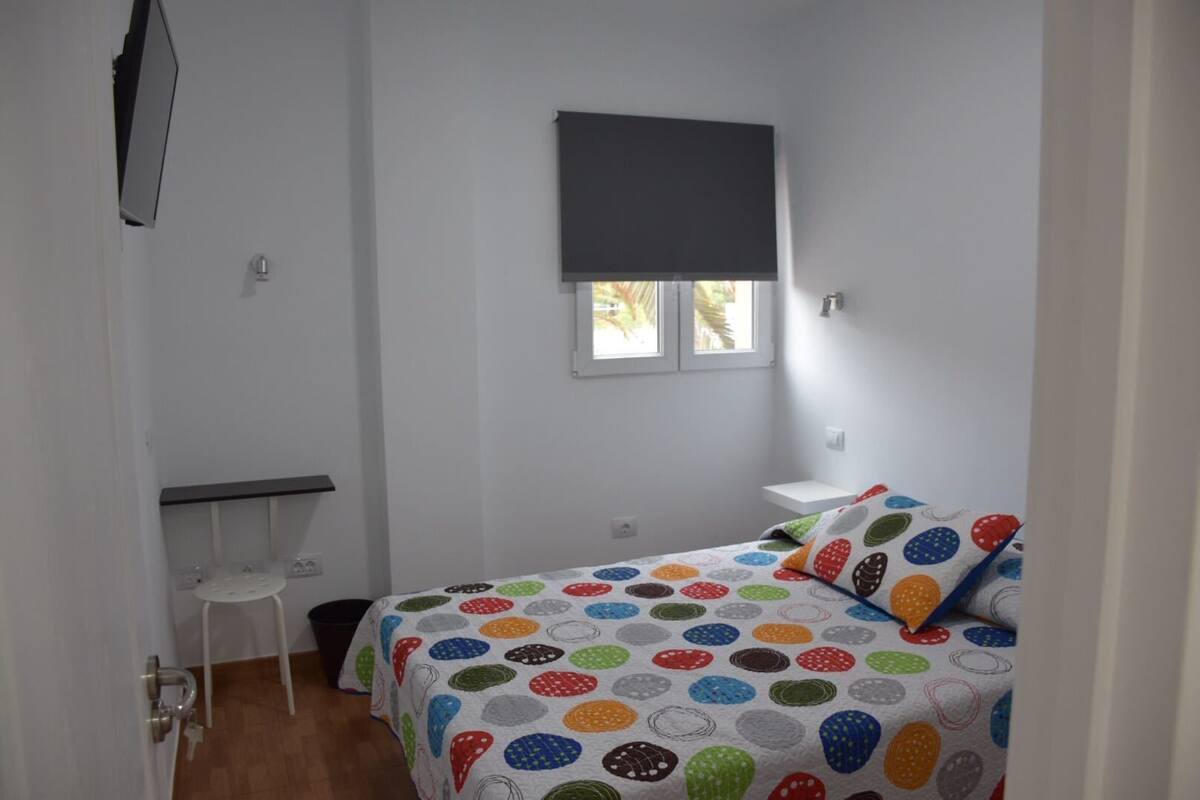 Habitación doble, baño compartido | Wifi gratis y ropa de cama