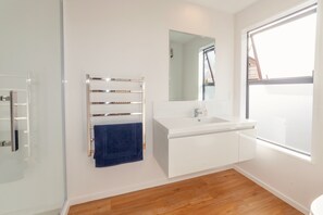 Dusche, Haartrockner