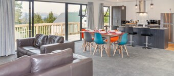 Lofty Quarters - Hamner Springs Holiday Home