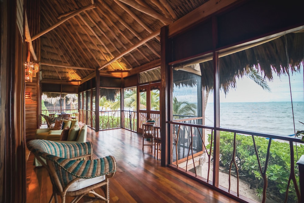 Turtle Inn - A Francis Ford Coppola Hideaway by null