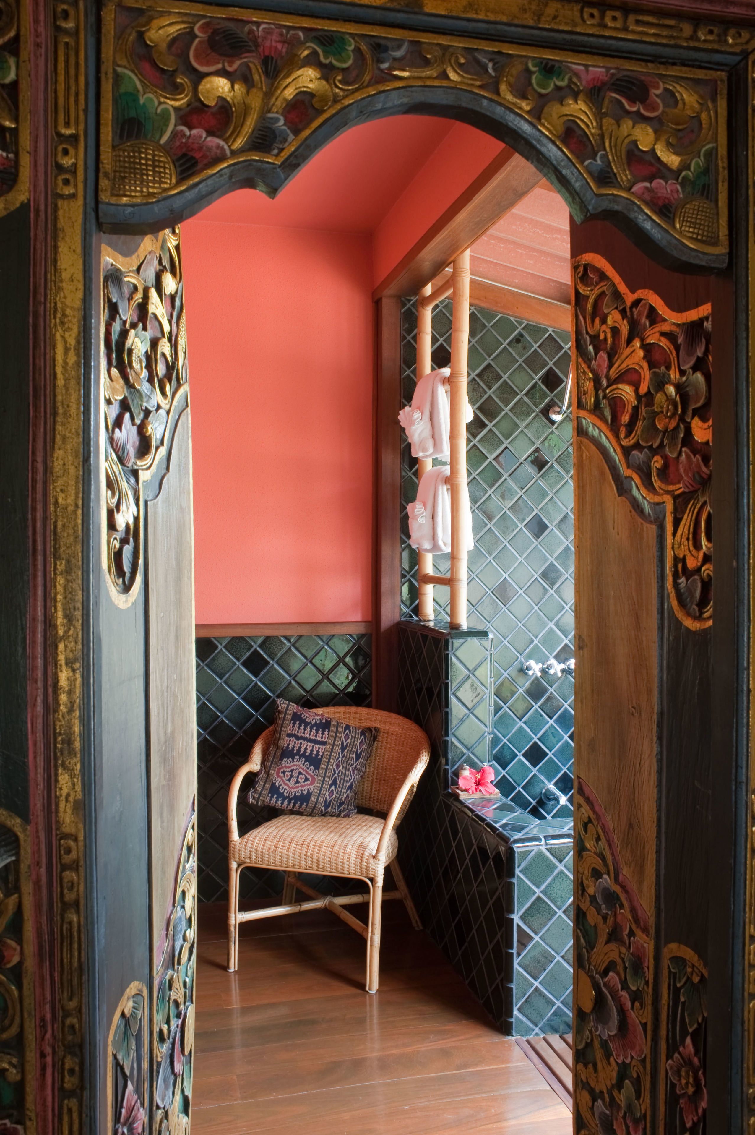 combined shower/bathtub, rainfall showerhead, hair dryer, bathrobes