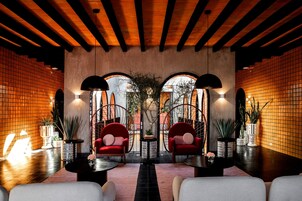 42-inch Smart TV with cable channels, TV