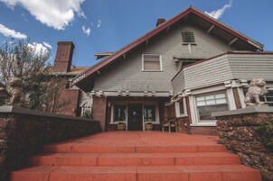 Fachada da propriedade