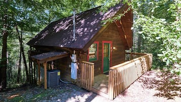 Honeymoon Cabin