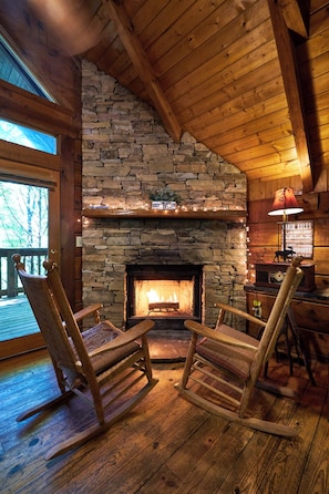 Honeymoon Cabin | Individually decorated, individually furnished, bed sheets