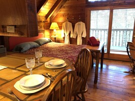 Mayapple | Individually decorated, individually furnished, bed sheets