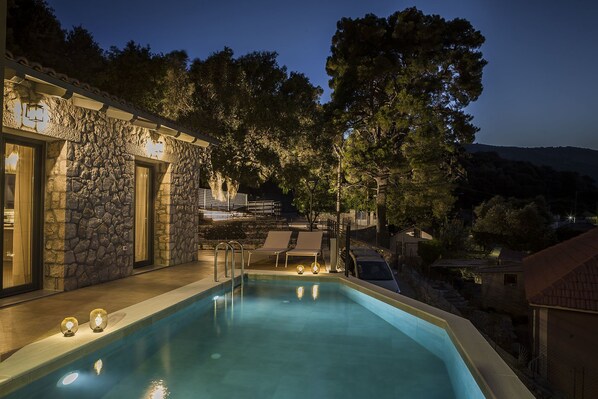 Exterior - King Side Villa (Kefalonia)