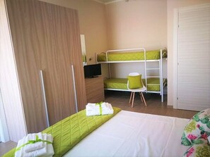 Down comforters, minibar, individually decorated, desk