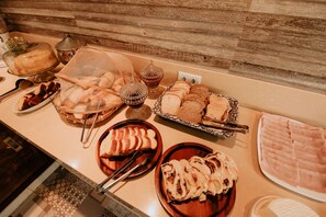 Desayuno buffet incluido todos los días 