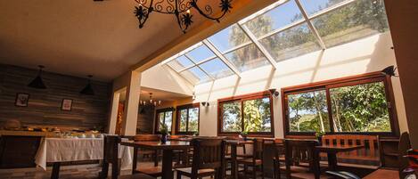 Desayuno buffet incluido todos los días