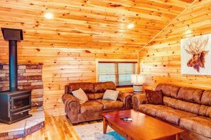 TV, fireplace, offices