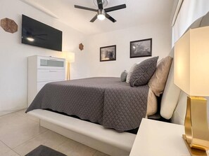 1 bedroom, in-room safe, iron/ironing board, free WiFi