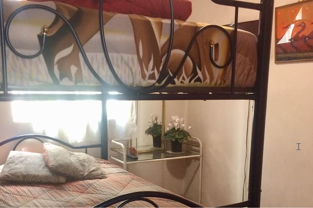 Quito Family And Youth Hostel