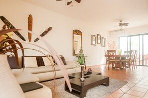 Casa familiar | Área de sala de estar