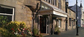 Gordon Arms Hotel