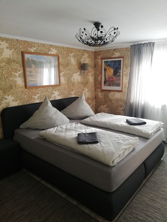 3 habitaciones, escritorio y sistema de insonorización