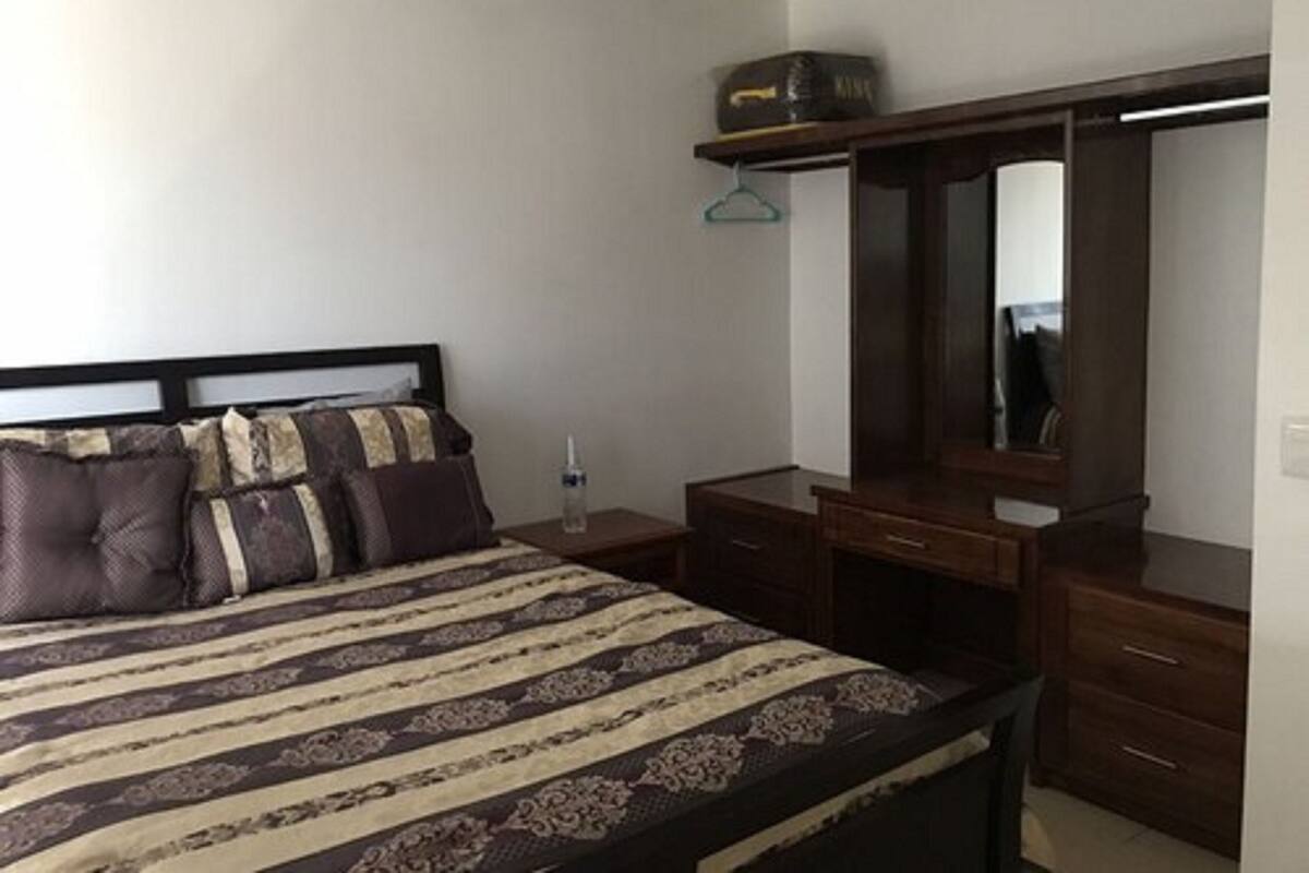 Standard Cabin | 1 bedroom, iron/ironing board, bed sheets