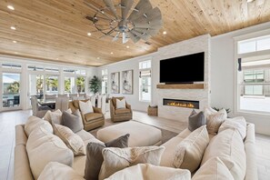 Living area - Seas Above the Rest - Short Walk to the Beach! Large Resort Style Private Pool! (Destin)