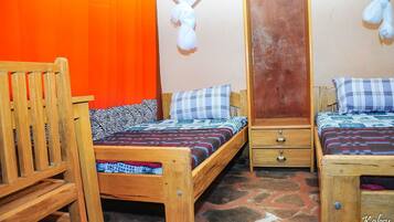 Dortoir Partagé Standard, 2 lits une place | Wi-Fi gratuit